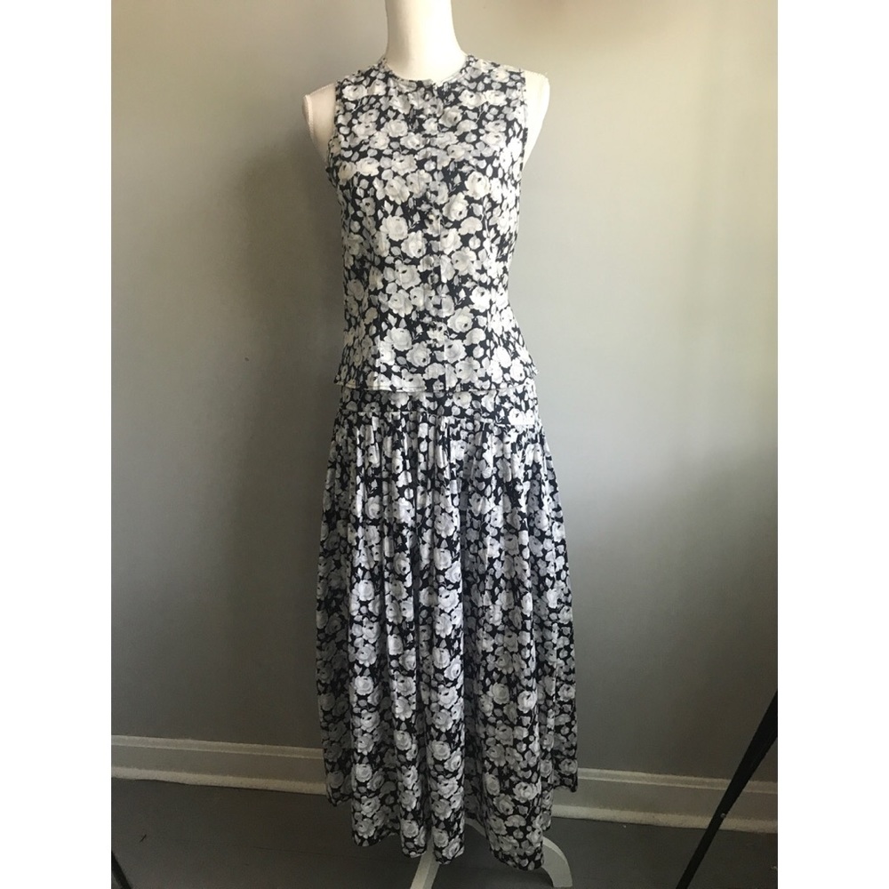 {Vintage} Floral Two Piece Top & Skirt Set - Picture 3 of 8